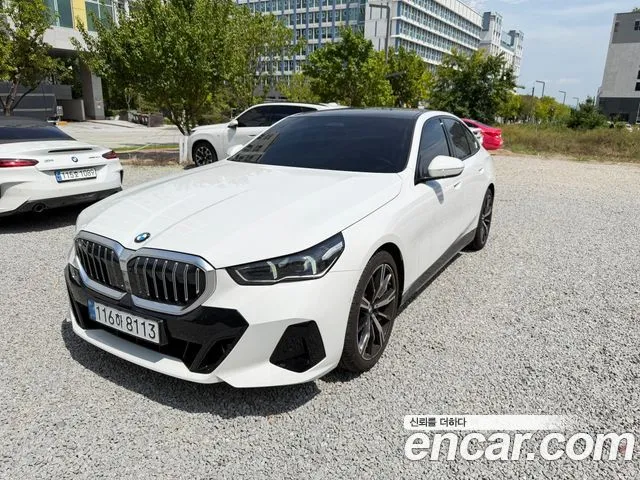 BMW 5-Series 530i xDrive M Sport