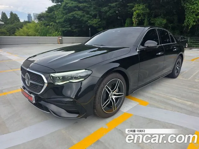 Mercedes-Benz E-Class E300 4MATIC AMG Line