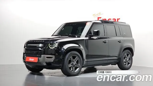 Land Rover Defender 110 P300 X-Dynamic SE