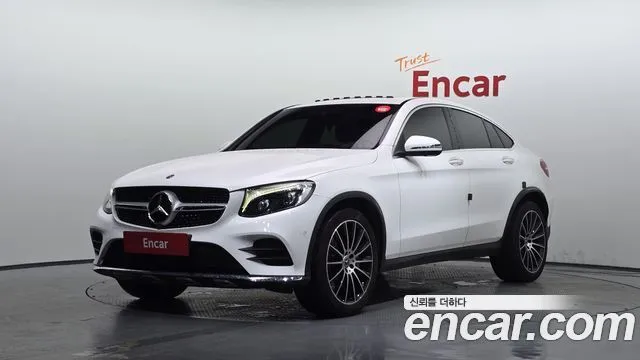 Mercedes-Benz GLC-Class GLC300 4MATIC AMG Line Coupe