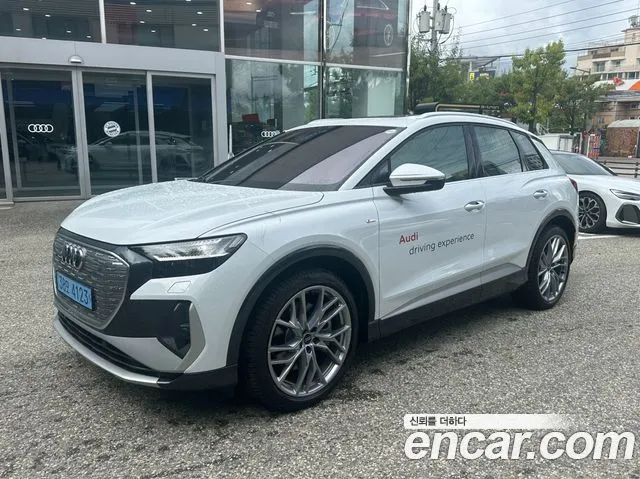 Audi Q4 e-tron 45 Premium