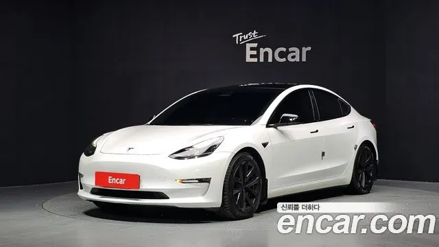 Tesla Model 3 Long Range AWD