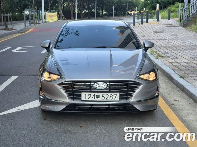 Hyundai Sonata 2.0 LPG(rental car)