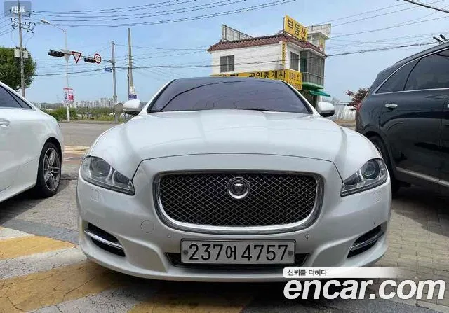 Jaguar XJ 2.0 Luxury LWB
