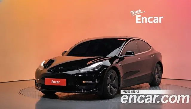 Tesla Model 3 Long Range AWD
