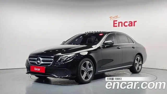 Mercedes-Benz E-Class E300 4MATIC Avnatgarde