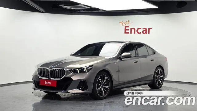 BMW 5-Series 530i xDrive M Sport