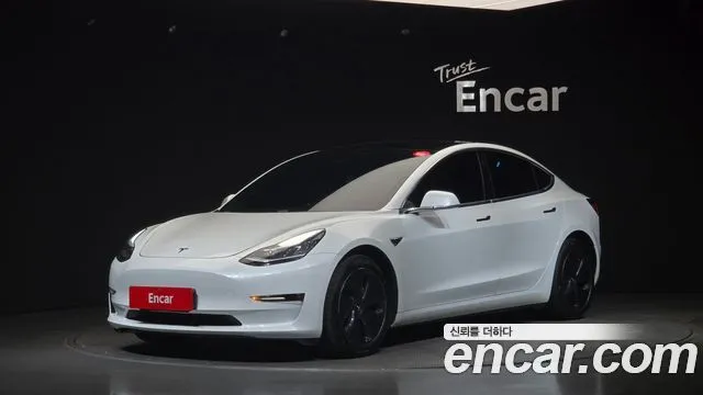 Tesla Model 3 Long Range AWD