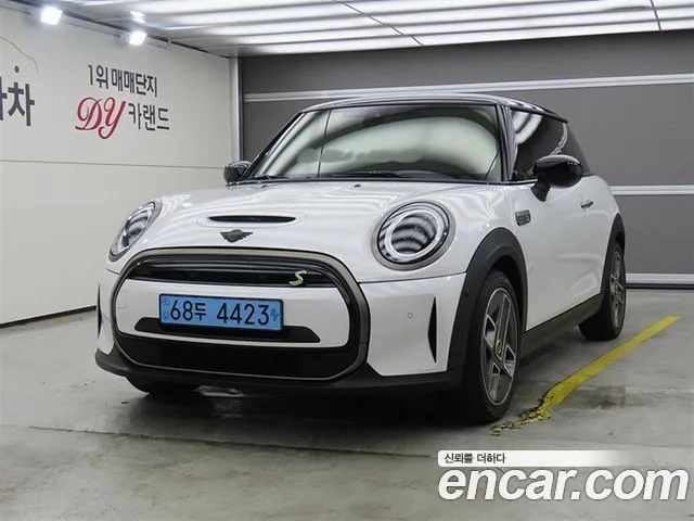 Mini Cooper Resolute Edition