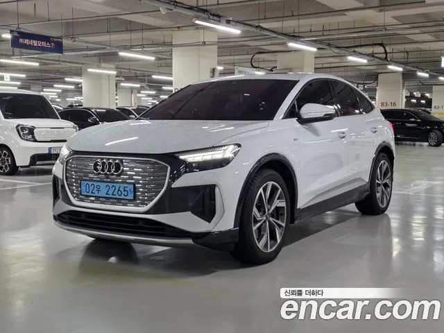 Audi Q4 e-tron 40 Premium Sportback
