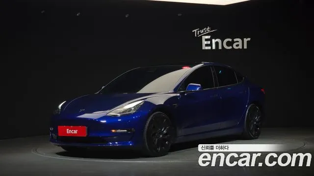 Tesla Model 3 Long Range AWD