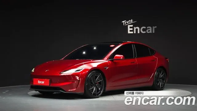 Tesla Model 3 Performance AWD