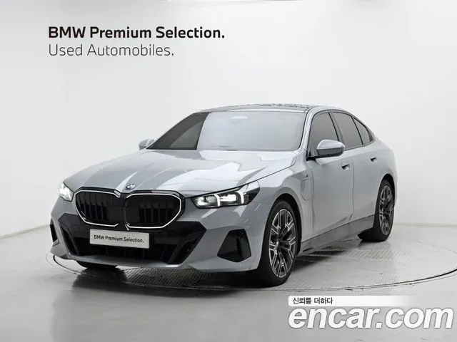 BMW 5-Series 530e xDrive M Sport