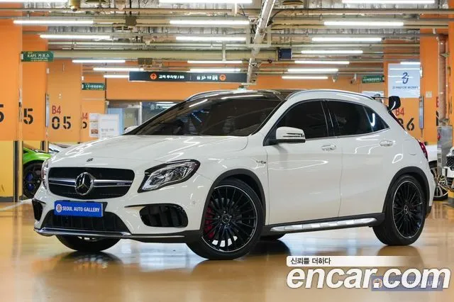 Mercedes-Benz GLA-Class GLA45 AMG 4MATIC
