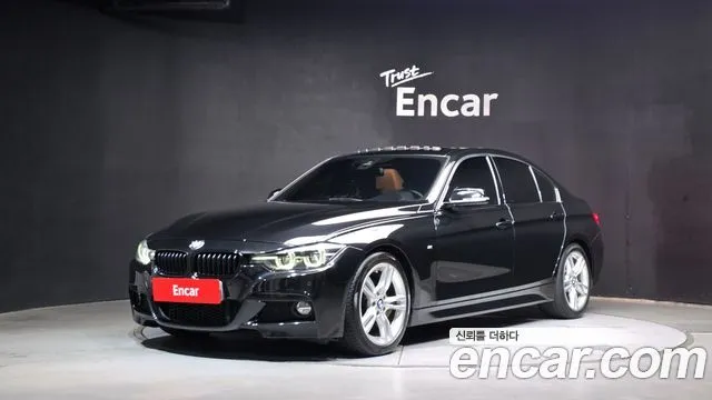 BMW 3-Series 330i M Sport Shadow