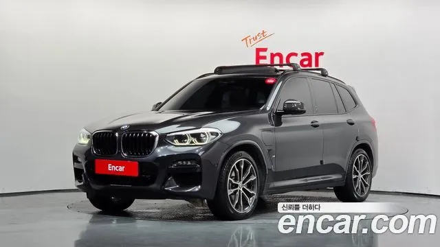 BMW X3 xDrive 30e M sports Online
