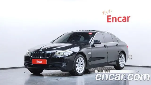 BMW 5-Series 528i