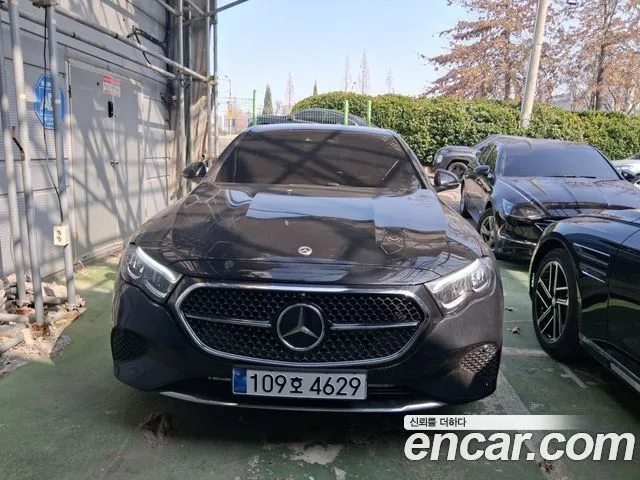 Mercedes-Benz E-Class E200 Avantgarde