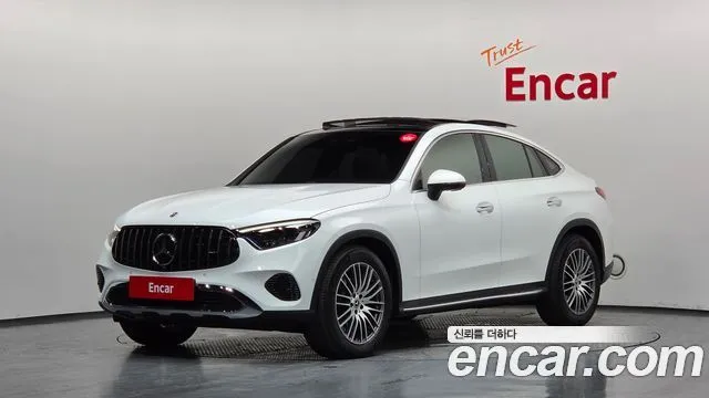 Mercedes-Benz GLC-Class GLC300 4MATIC Avnatgarde Coupe