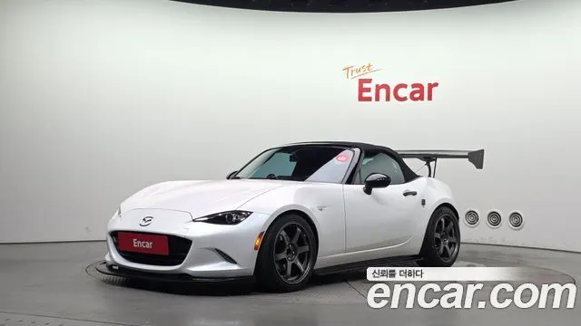 Mazda MX-5 Miata Miata