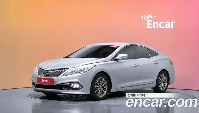 Hyundai Grandeur HG240 Modern