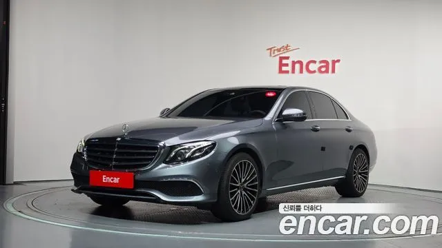Mercedes-Benz E-Class E300 Exclusive