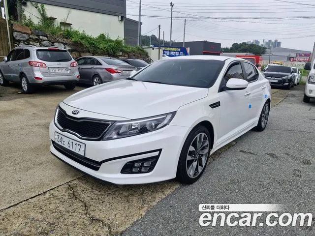 Kia K5 Luxury