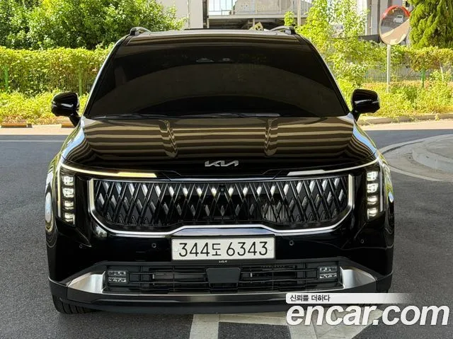 Kia Canival HEV 9seater Signature