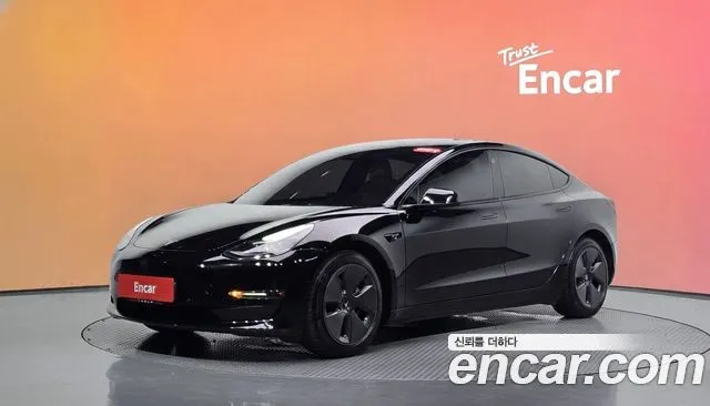 Tesla Model 3 Long Range AWD