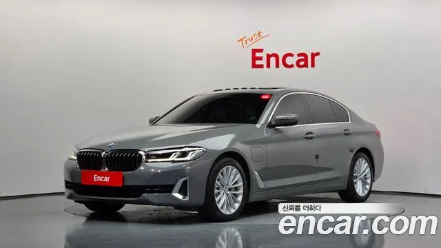 BMW 5-Series 530e Luxury