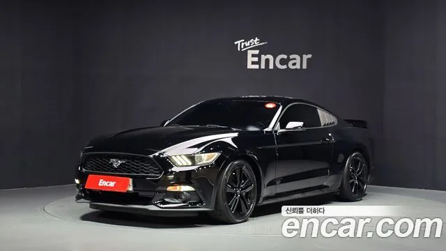 Ford Mustang Coupe
