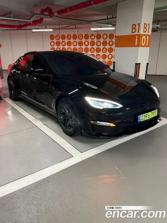 Tesla Model S Long Range