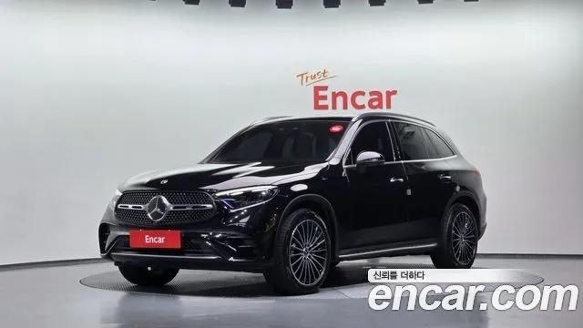 Mercedes-Benz GLC-Class GLC300 4MATIC AMG Line