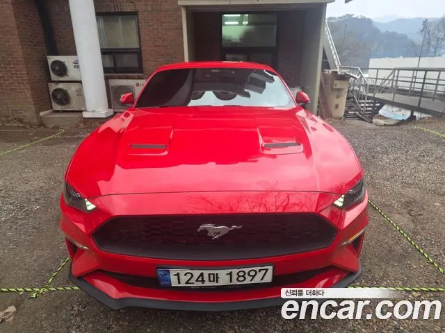 Ford Mustang Coupe
