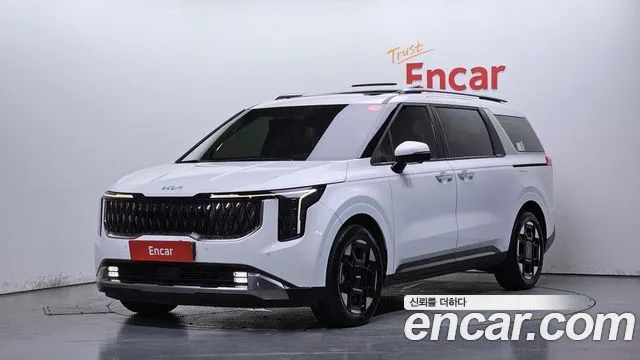 Kia Canival HEV 9seater Signature
