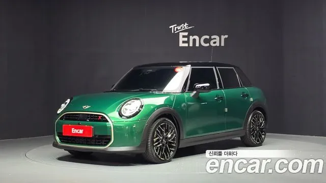 Mini Cooper 5 Door Favoured
