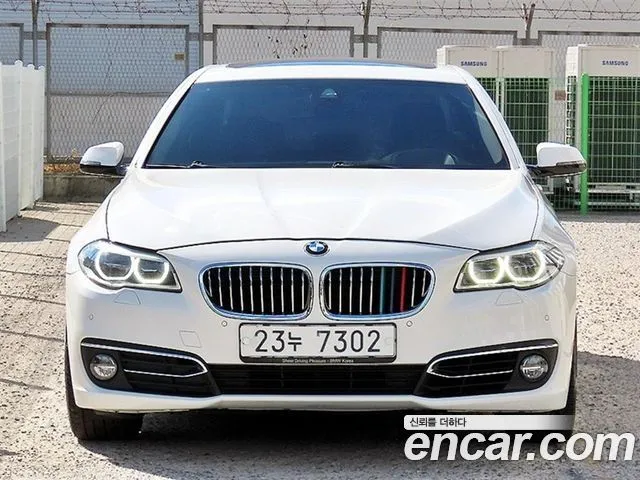 BMW 5-Series 528i Luxury