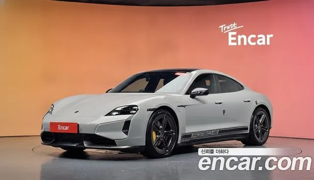 Porsche Taycan Turbo S