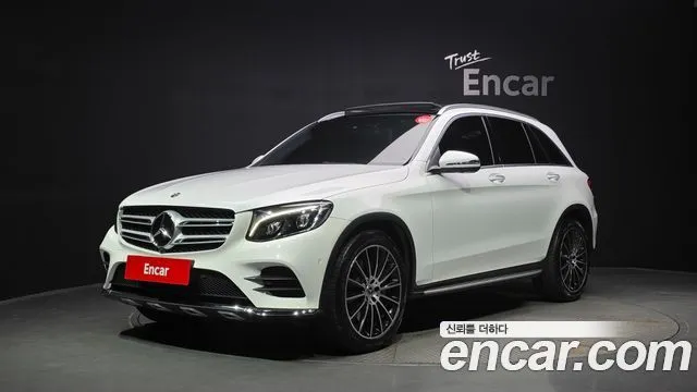 Mercedes-Benz GLC-Class GLC300 4MATIC AMG Line