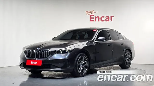 BMW 5-Series 520i