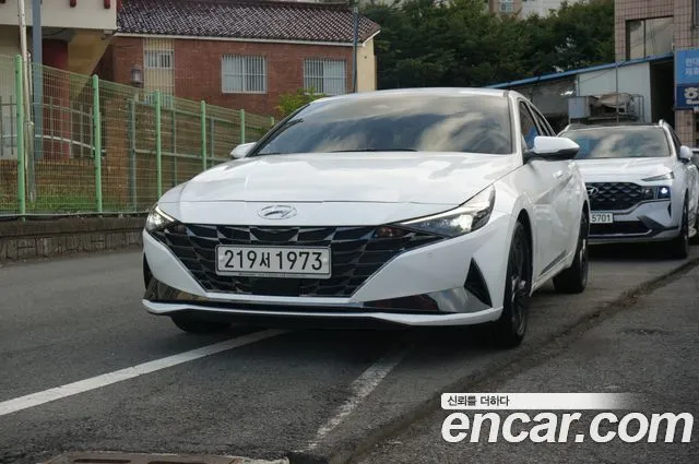 Hyundai AVANTE 1.6