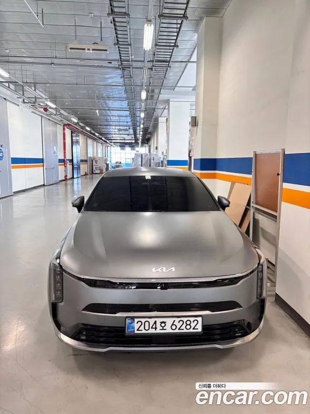Kia K8 Signature