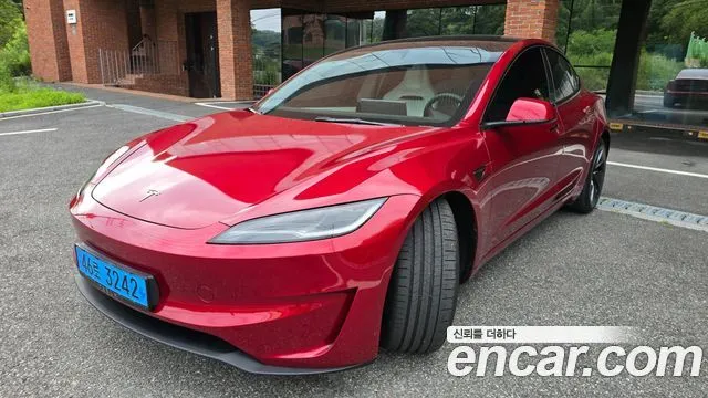 Tesla Model 3 Performance AWD