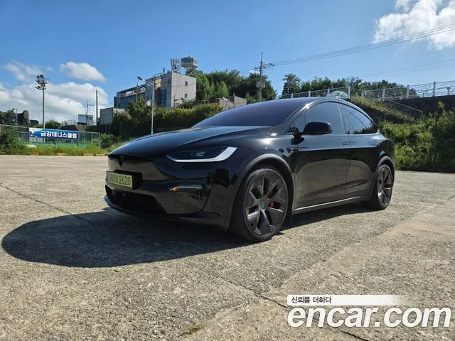 Tesla Model X Plaid