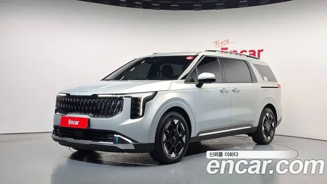 Kia Canival HEV 9seater Signature