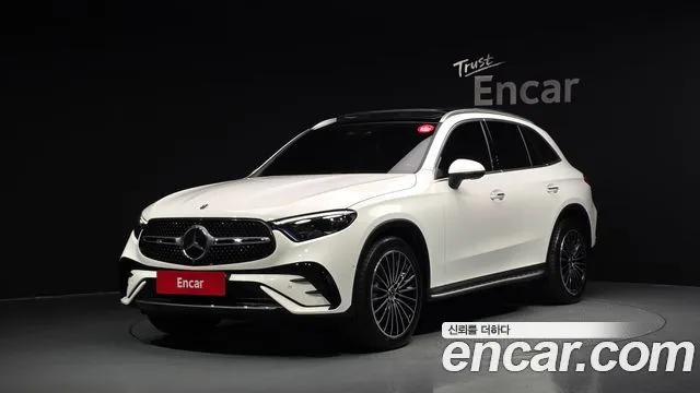 Mercedes-Benz GLC-Class GLC300 4MATIC AMG Line