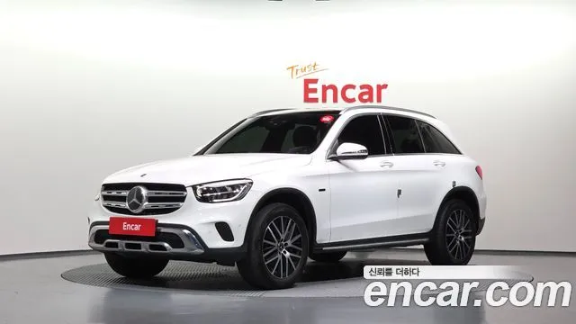 Mercedes-Benz GLC-Class GLC300e 4MATIC