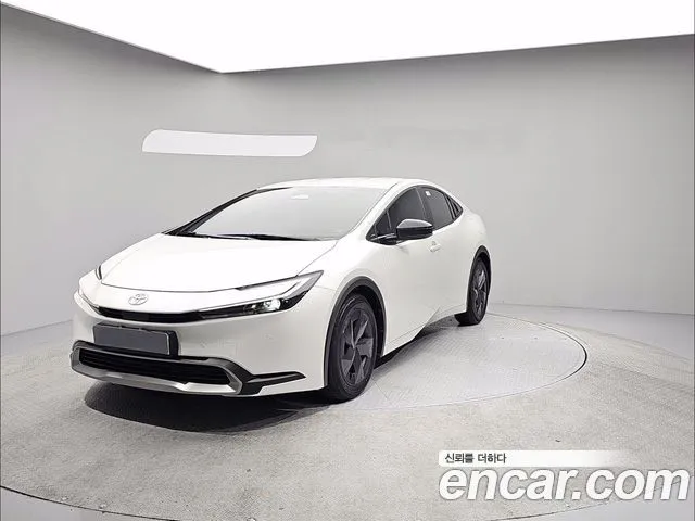 Toyota Prius 2.0 PHEV SE