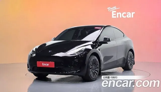 Tesla Model Y RWD