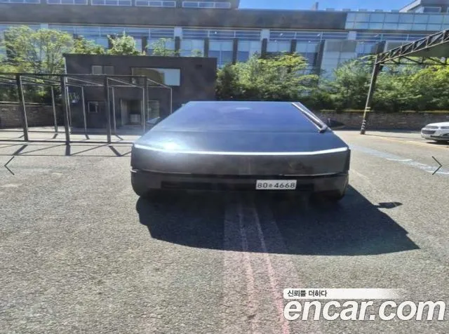 Tesla Cybertruck Cyberbeast